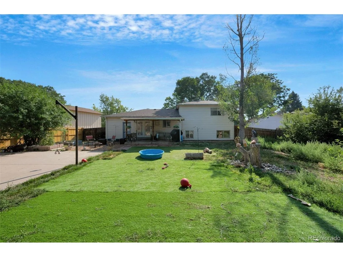 Photo of 11084 Clermont Dr