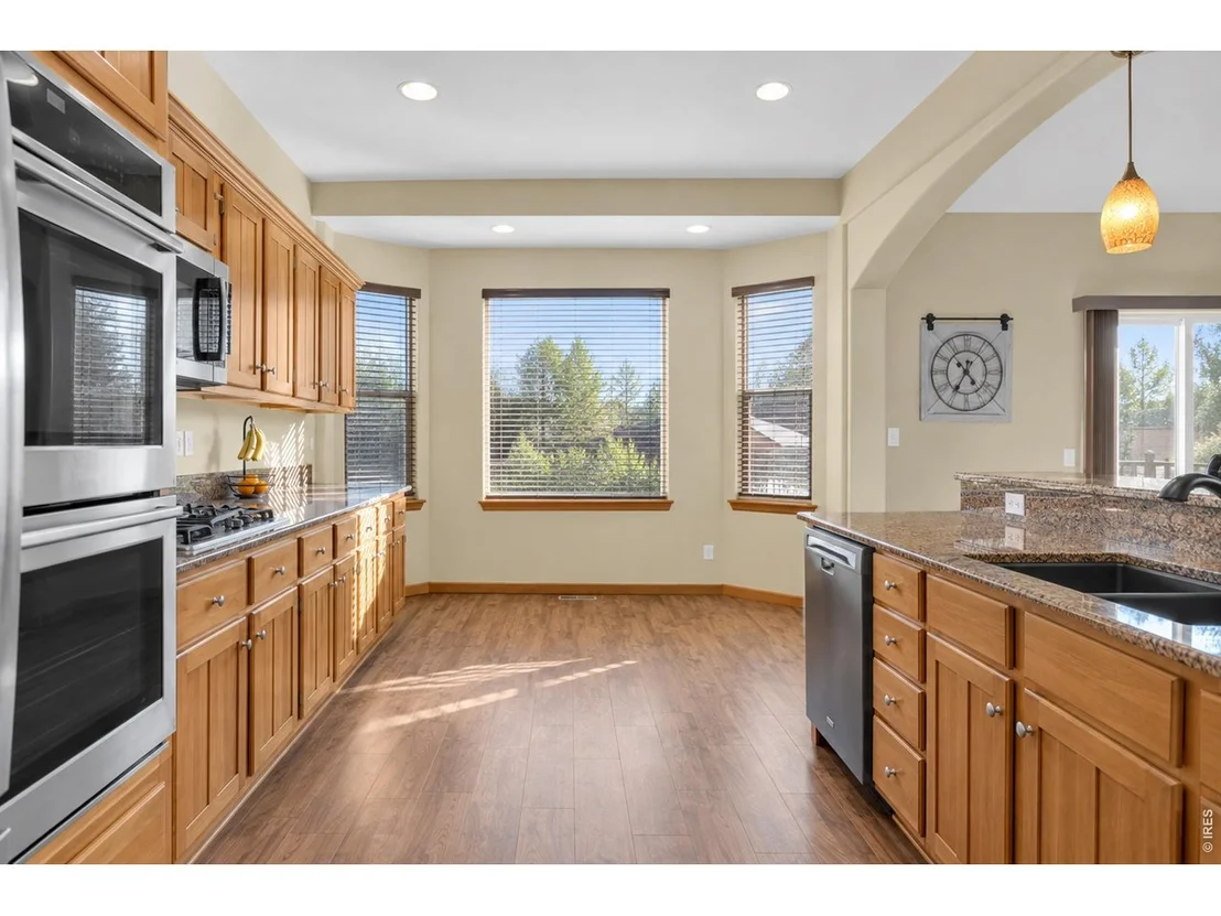 Photo of 48 Bachar Dr