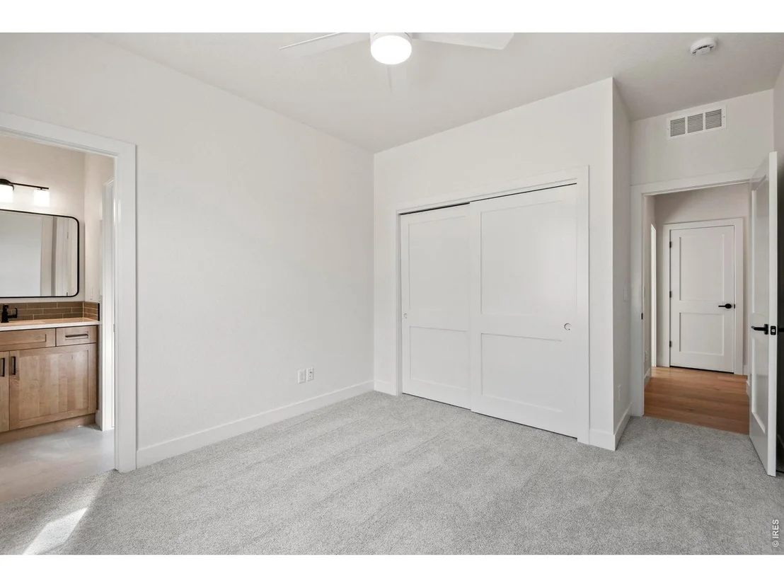 Photo of 1424 Burt Ave
