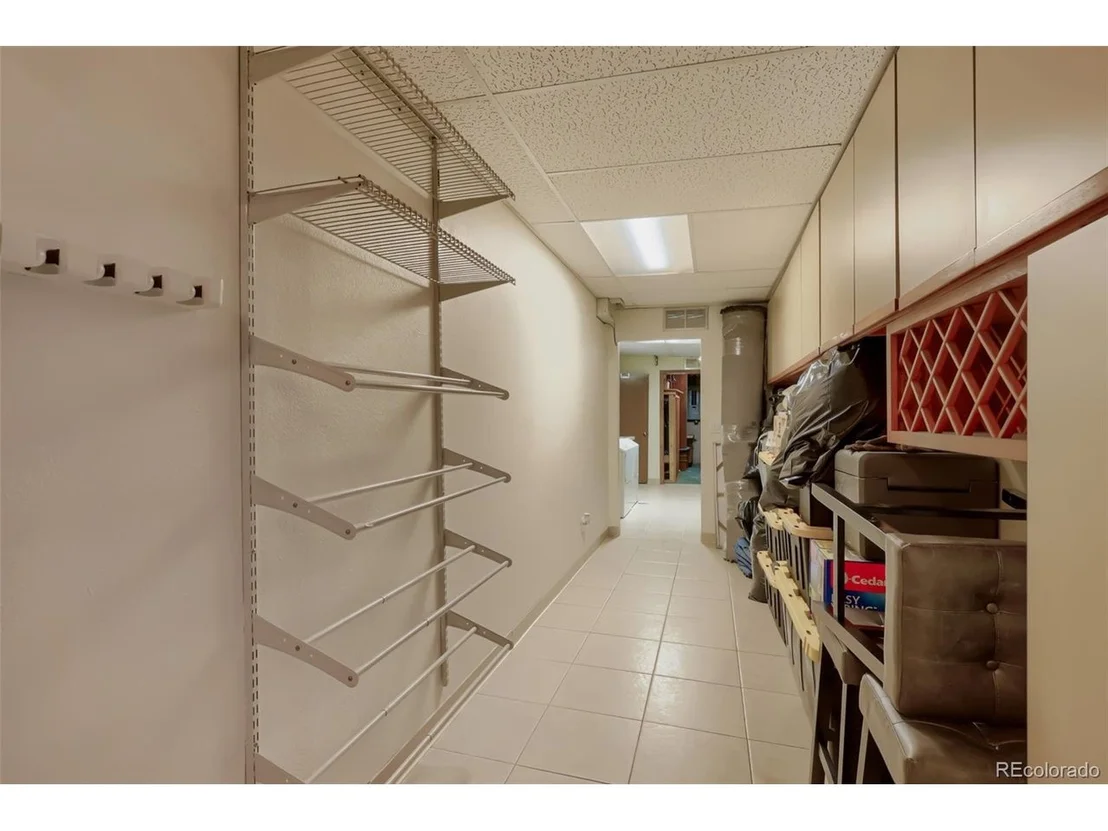 Photo of 720 N Bluff Dr