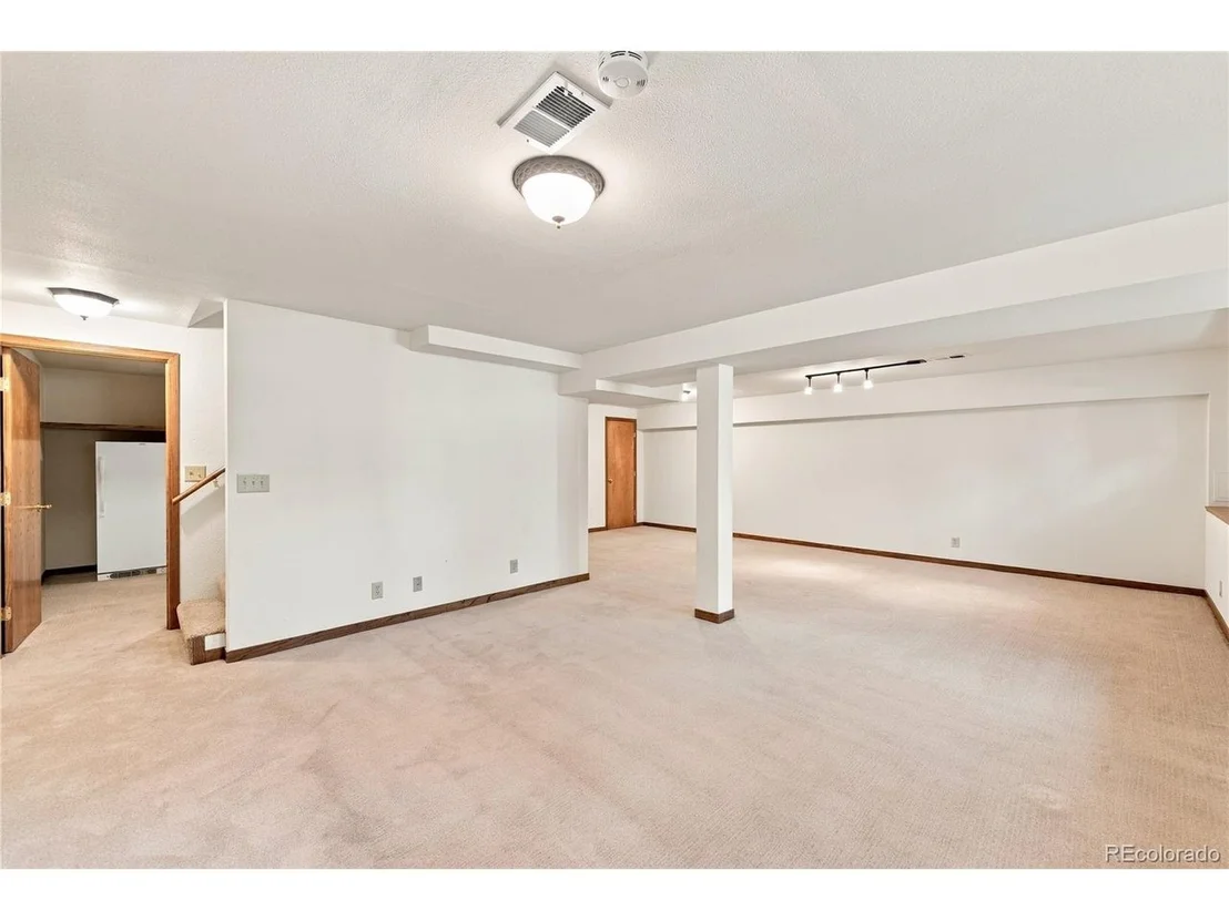Photo of 211 Cedar Way