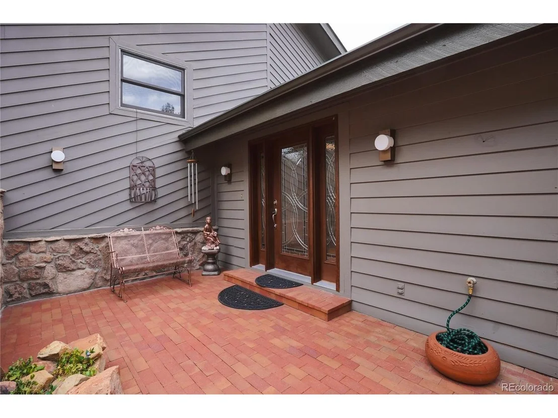 Photo of 8664 Middle Fork Rd