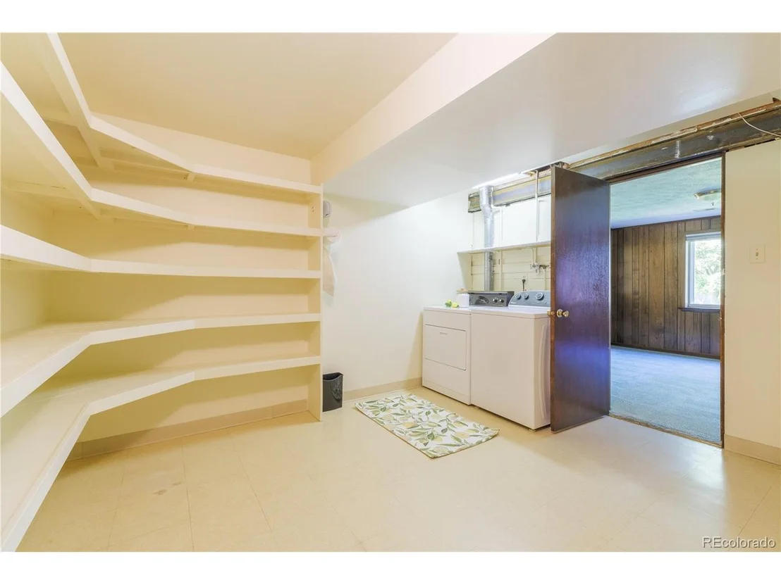 Photo of 7 Cornell Dr