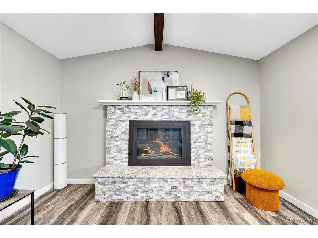 Photo of 9749 Meade Cir