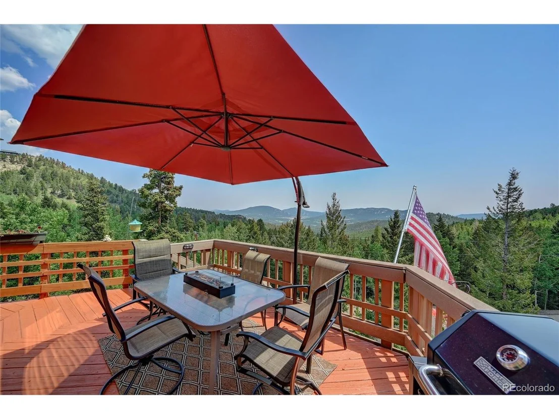 Photo of 30382 Mary Dr