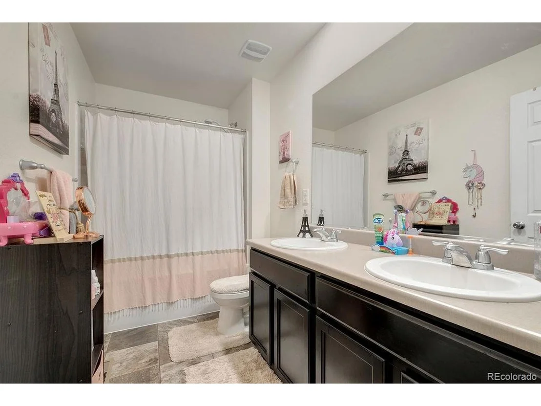 Photo of 2140 Ruby Ave