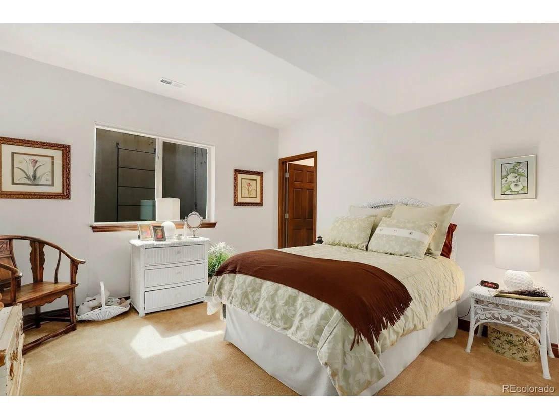 Photo of 2315 S Juniper Cir