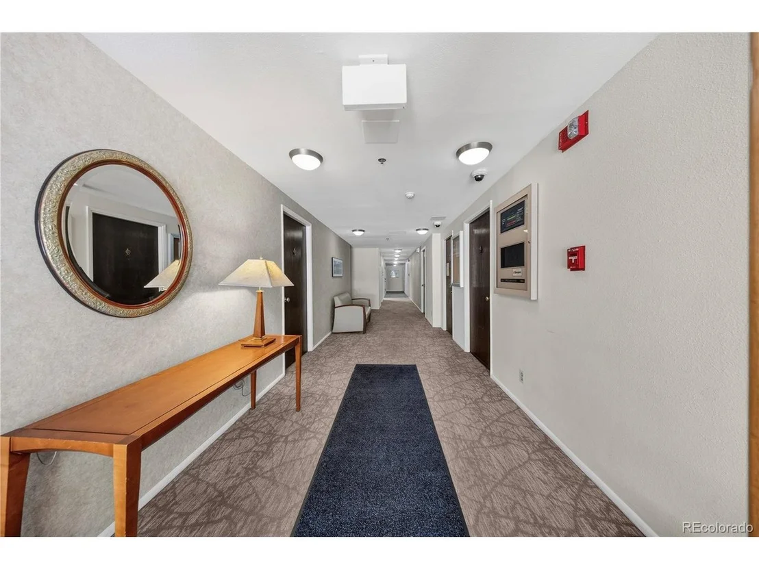 Photo of Unit 404 at 850 20th St