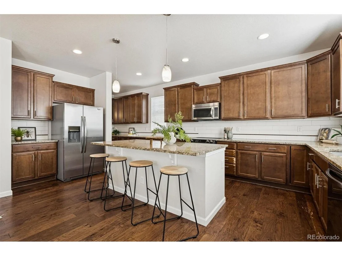 Photo of 6348 Union Ave