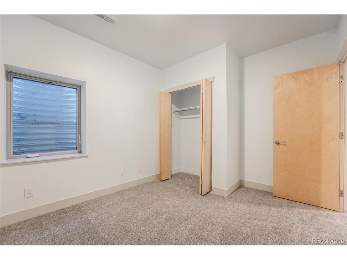 Photo of 6892 Juniper Ct