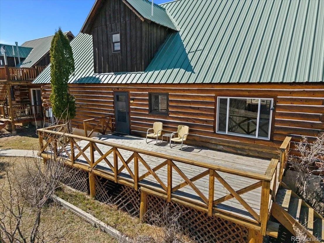Photo of 716 W Blarney Stone Rd