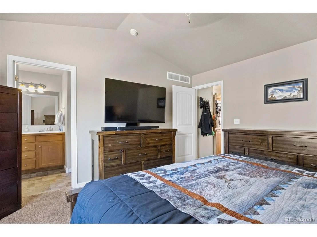 Photo of 2412 Heather Ln
