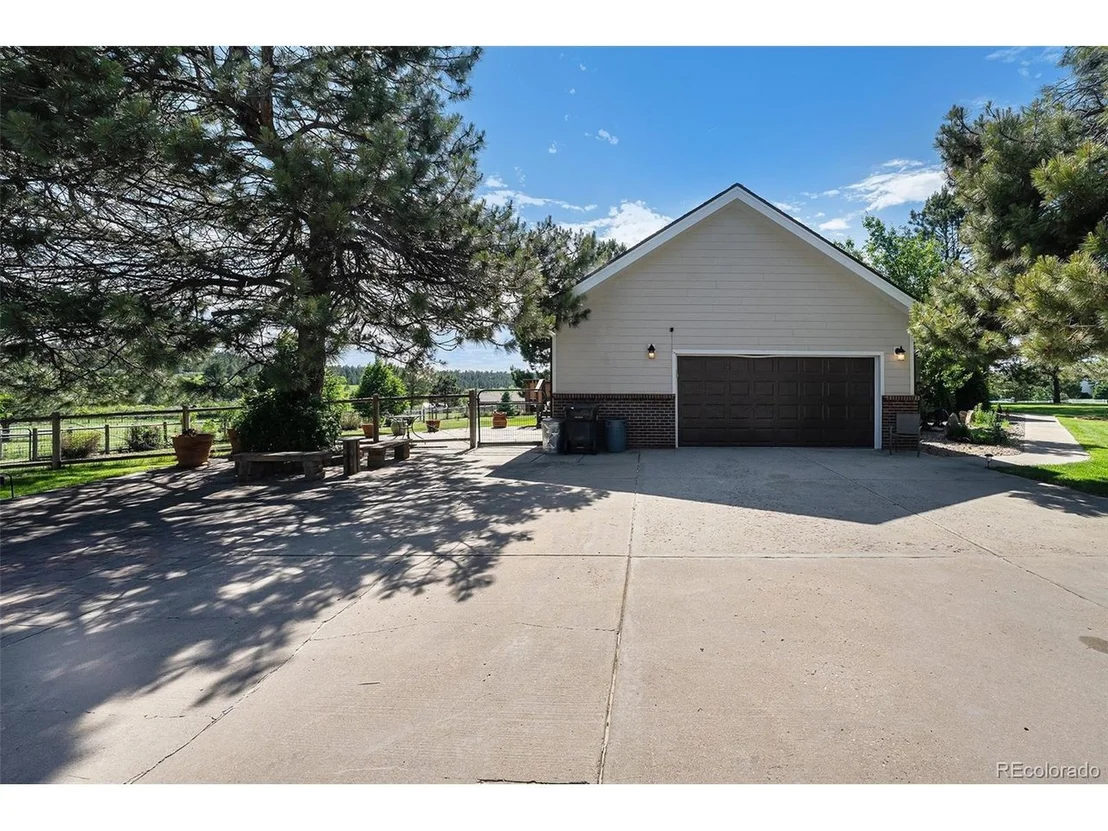 Photo of 497 Grey Squirrel Way