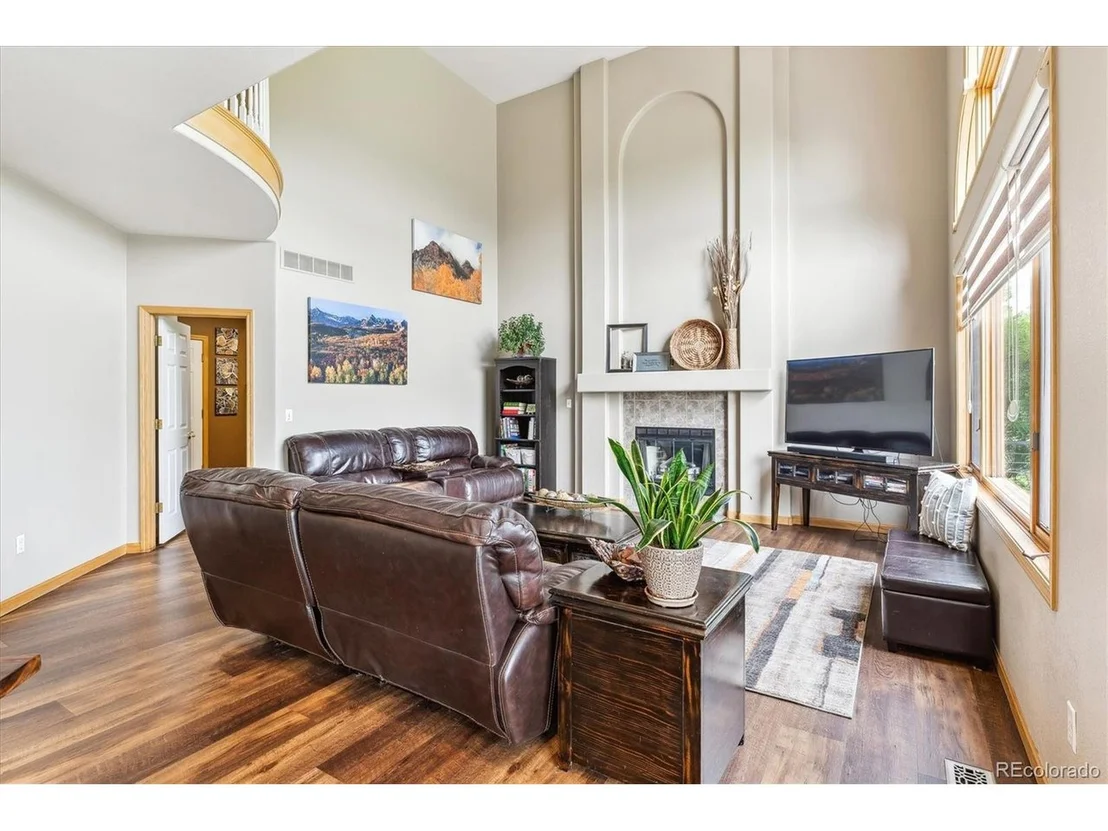Photo of 540 Rainbow Pl
