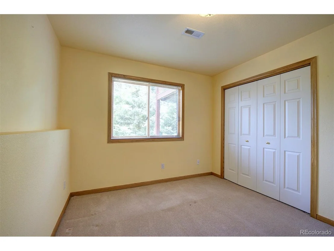 Photo of 25127 Red Cloud Dr