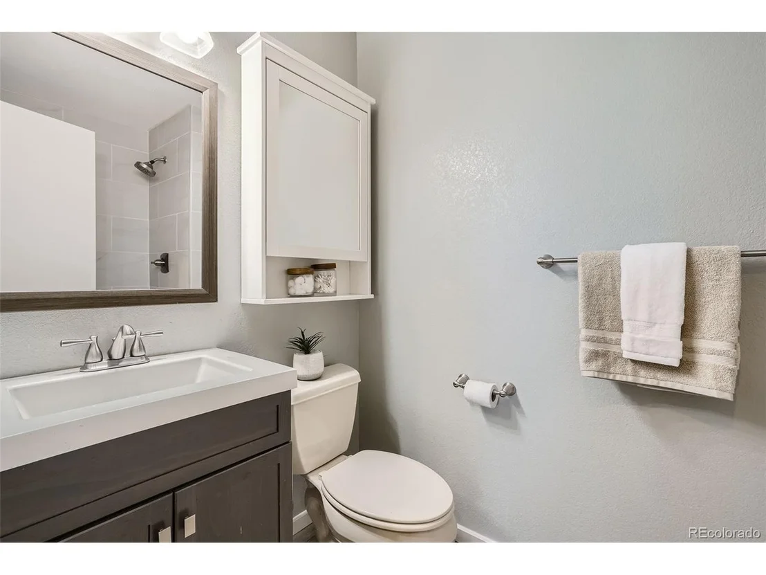 Photo of 5653 S Jericho Way
