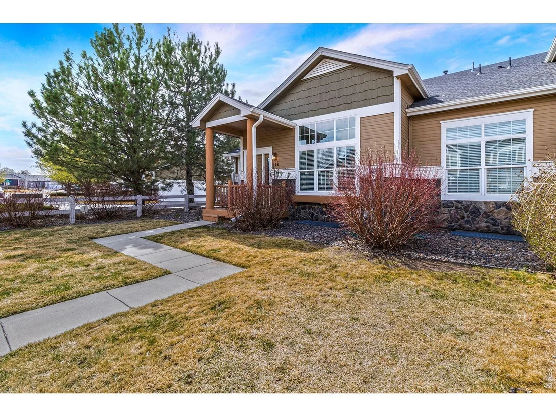Photo of 111 Bayside Cir
