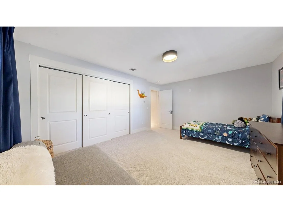 Photo of 477 Locust St