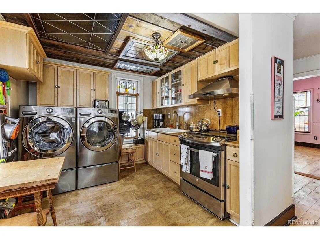Photo of 340 Spring St