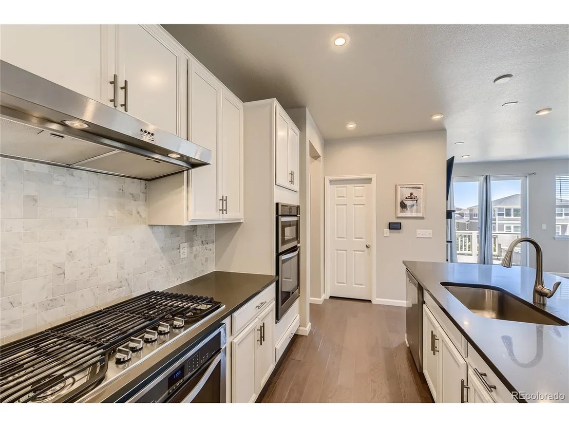 Photo of 23919 E Narrowleaf Pl