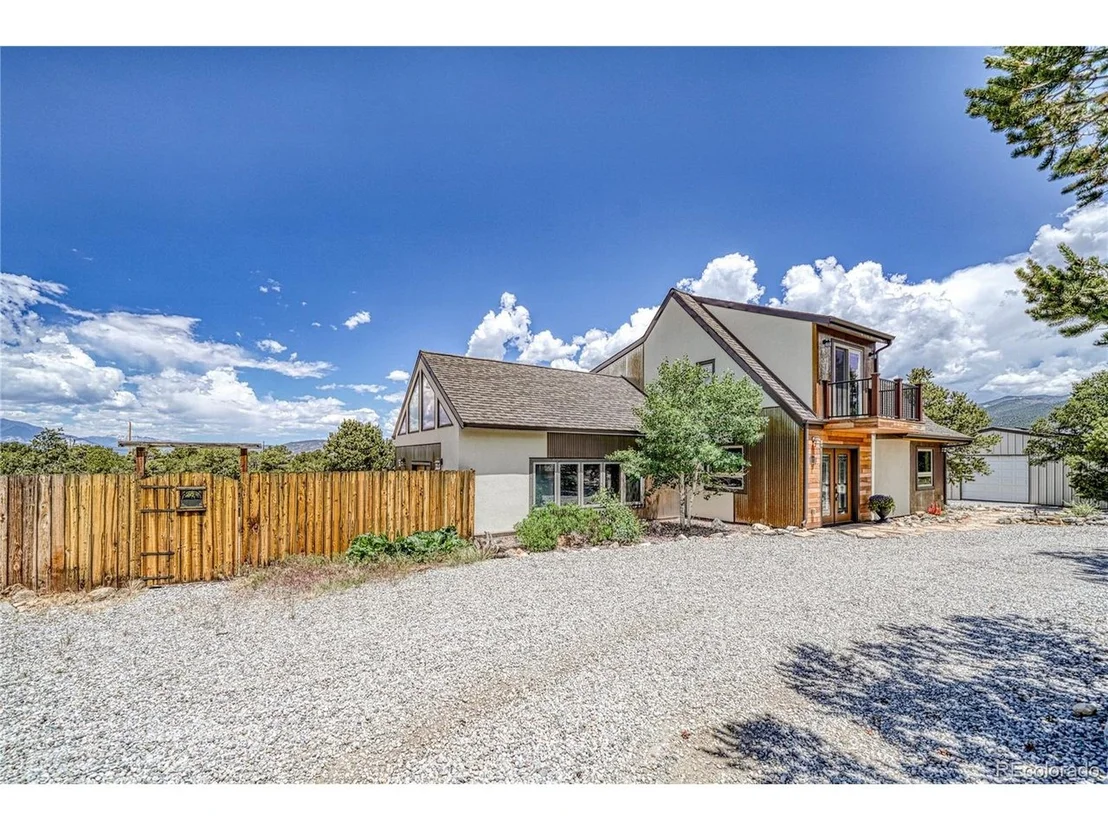 Photo of 6375 Terrace Ln