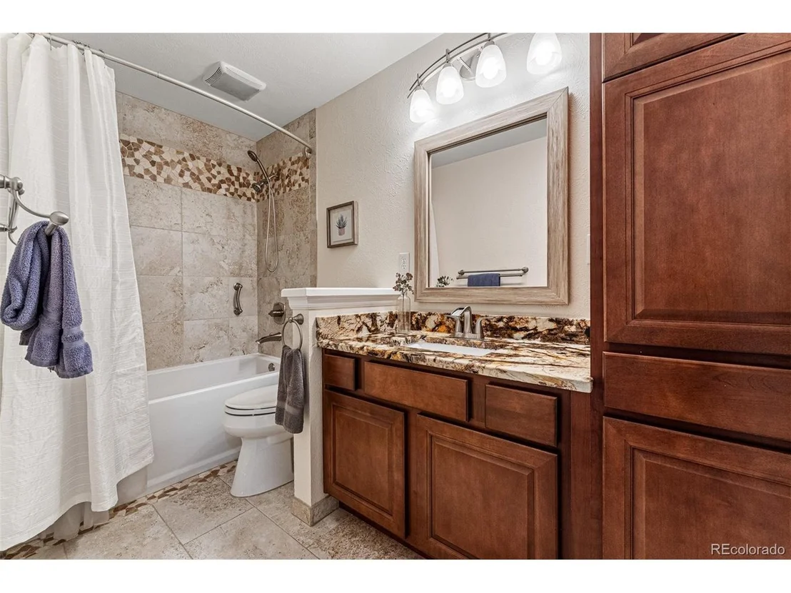 Photo of 4765 W 101st Pl