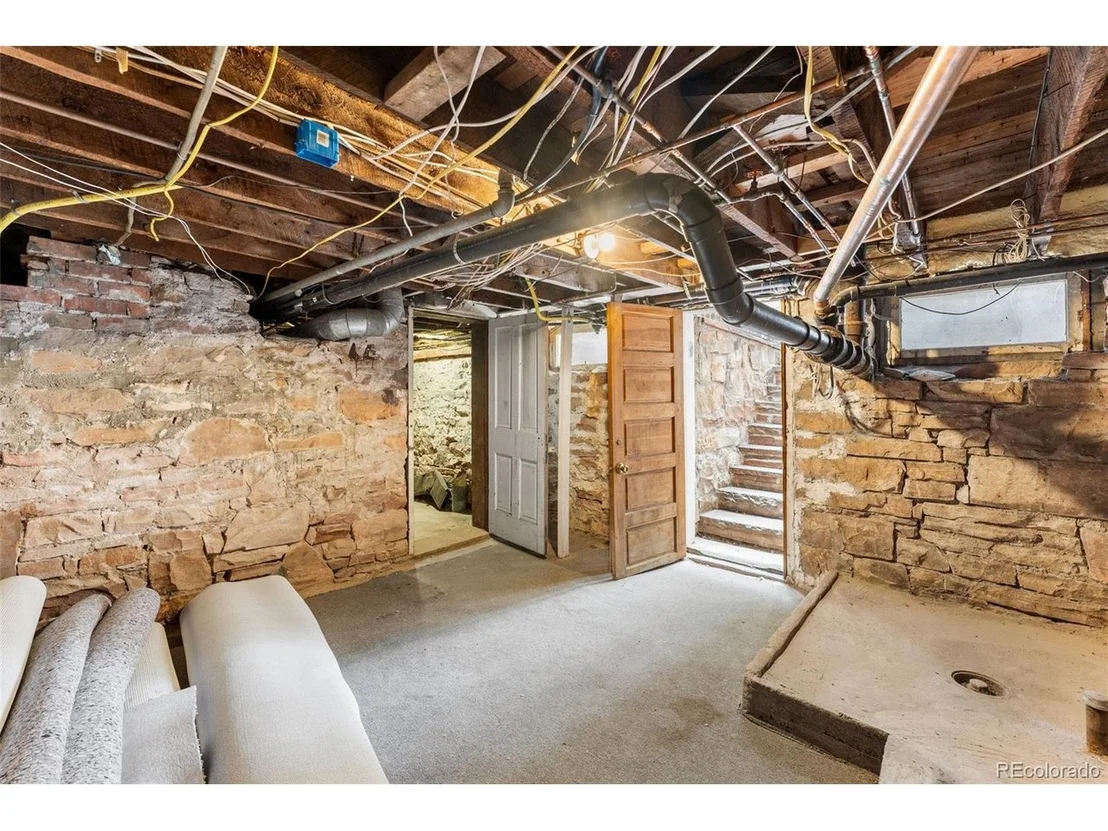 Photo of 1150 Euclid Ave
