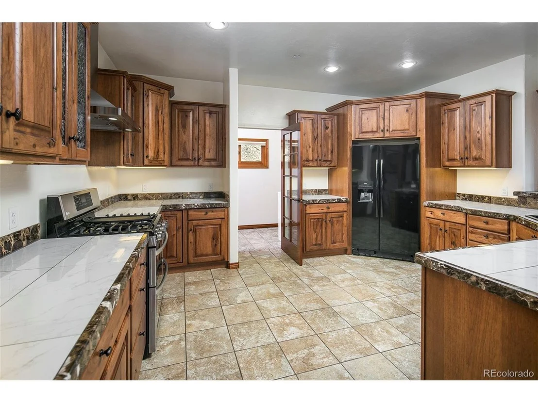 Photo of 25811 Rampart Ln
