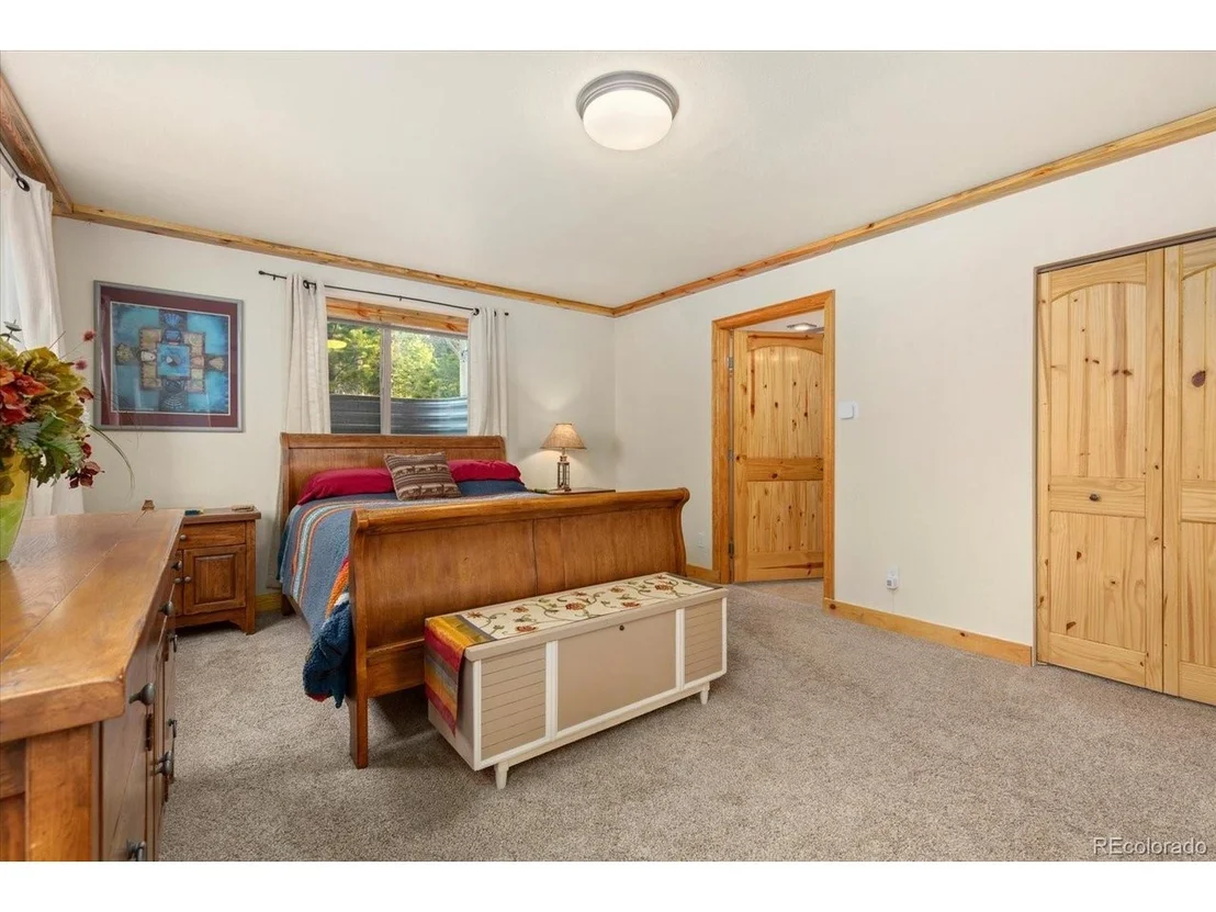 Photo of 937 Pitchfork Rd