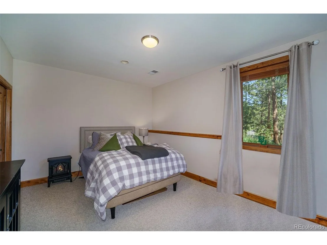Photo of 2977 Keystone Dr