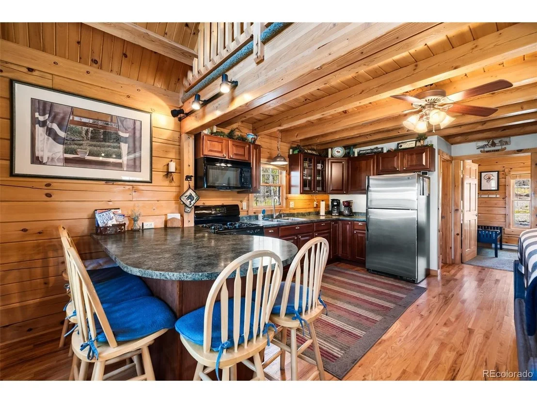 Photo of 485 Longbow Dr