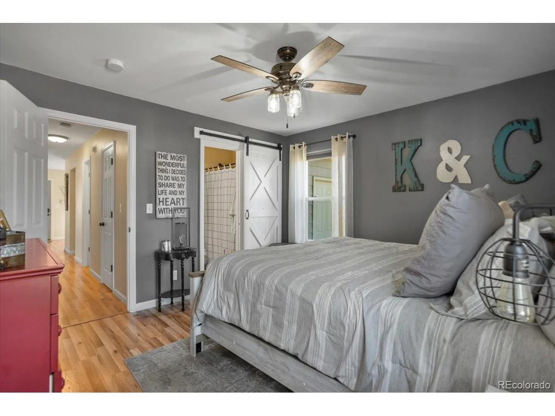 Photo of 3705 Riverside Pkwy