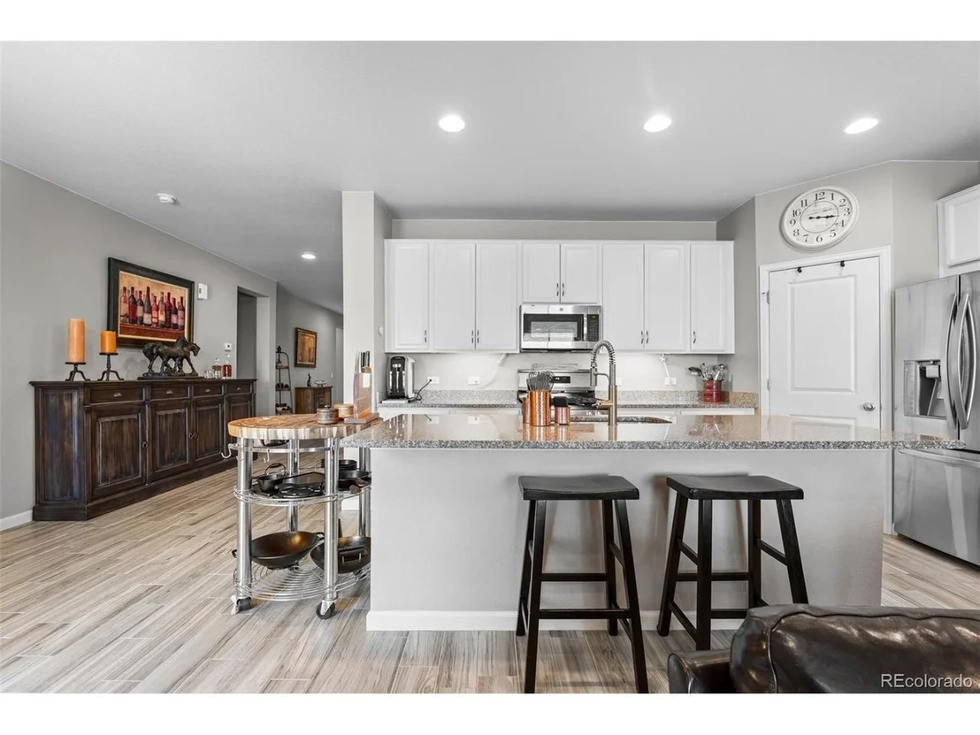 Photo of 930 Mcmurdo Cir