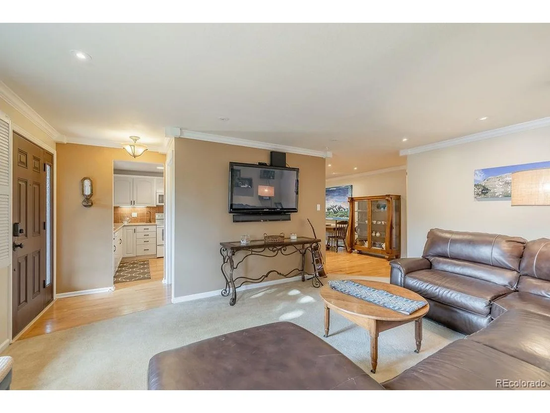Photo of 13493 Omega Cir