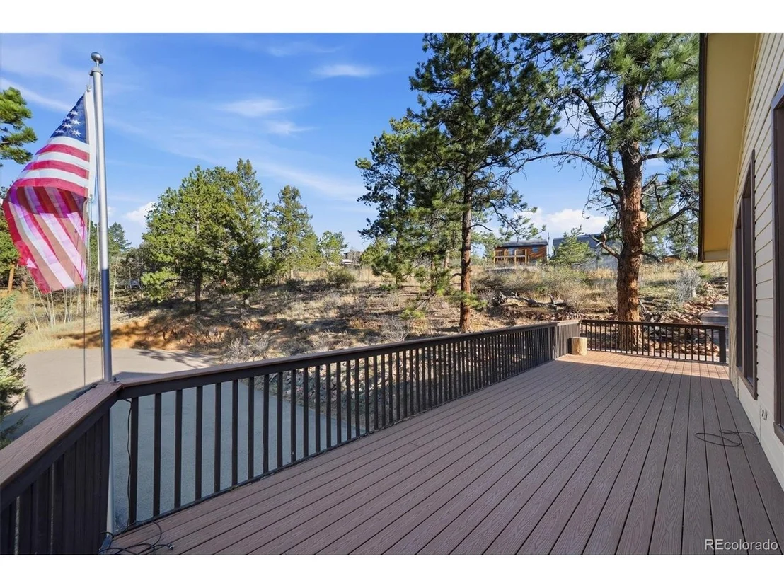 Photo of 33799 Warren Rd