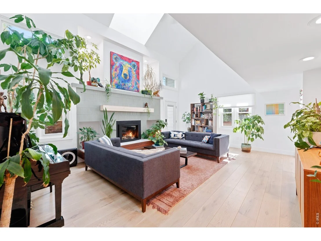 Photo of 3497 Iris Ct