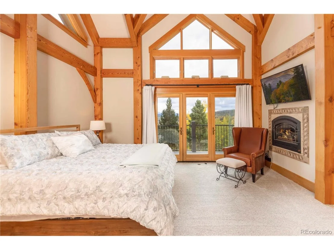 Photo of 230 Two Cabins Dr