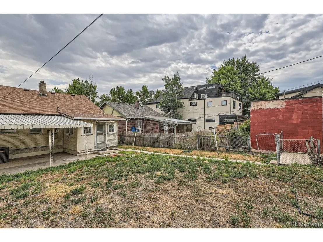 Photo of 3637 Lowell Blvd
