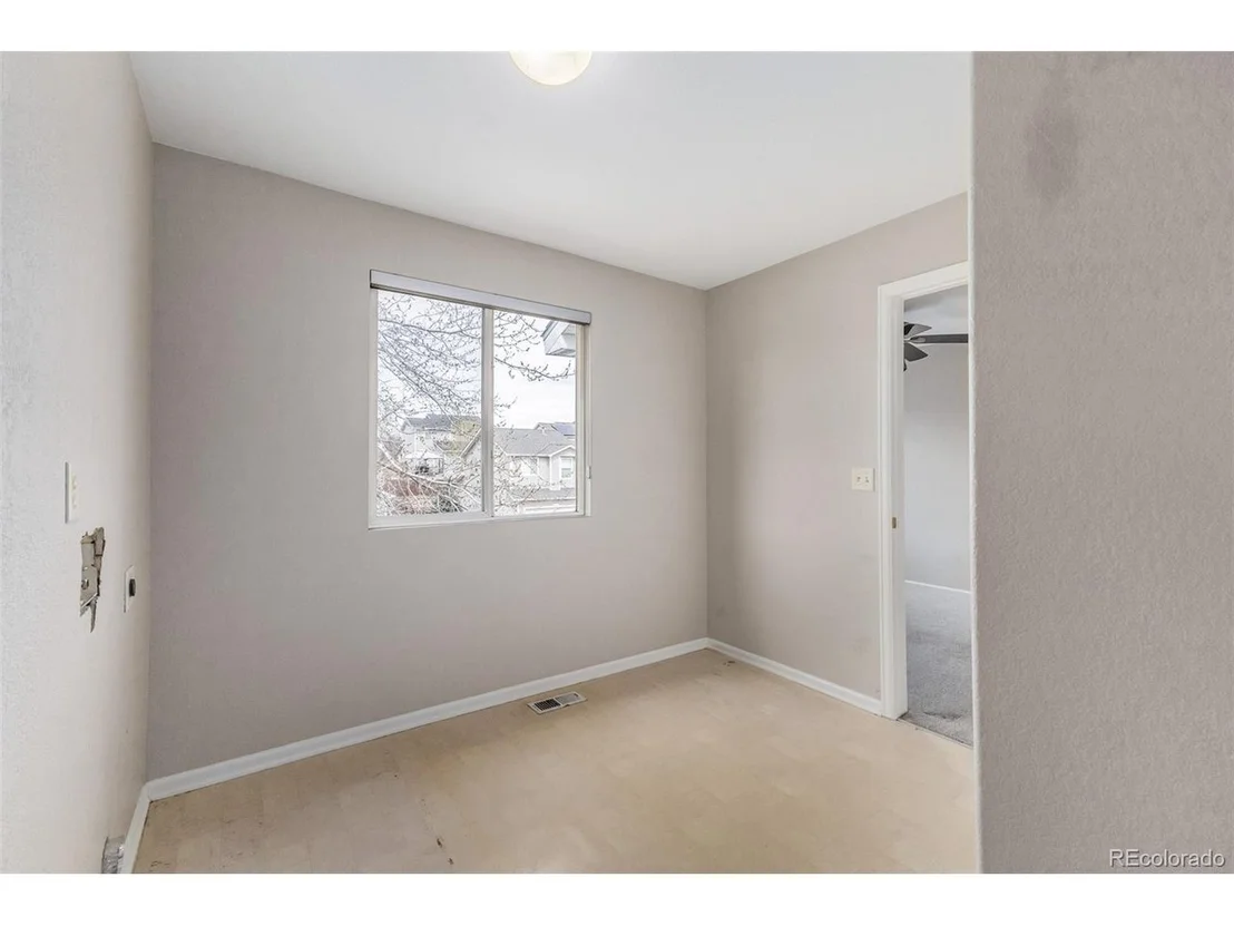 Photo of 452 E 78th Dr
