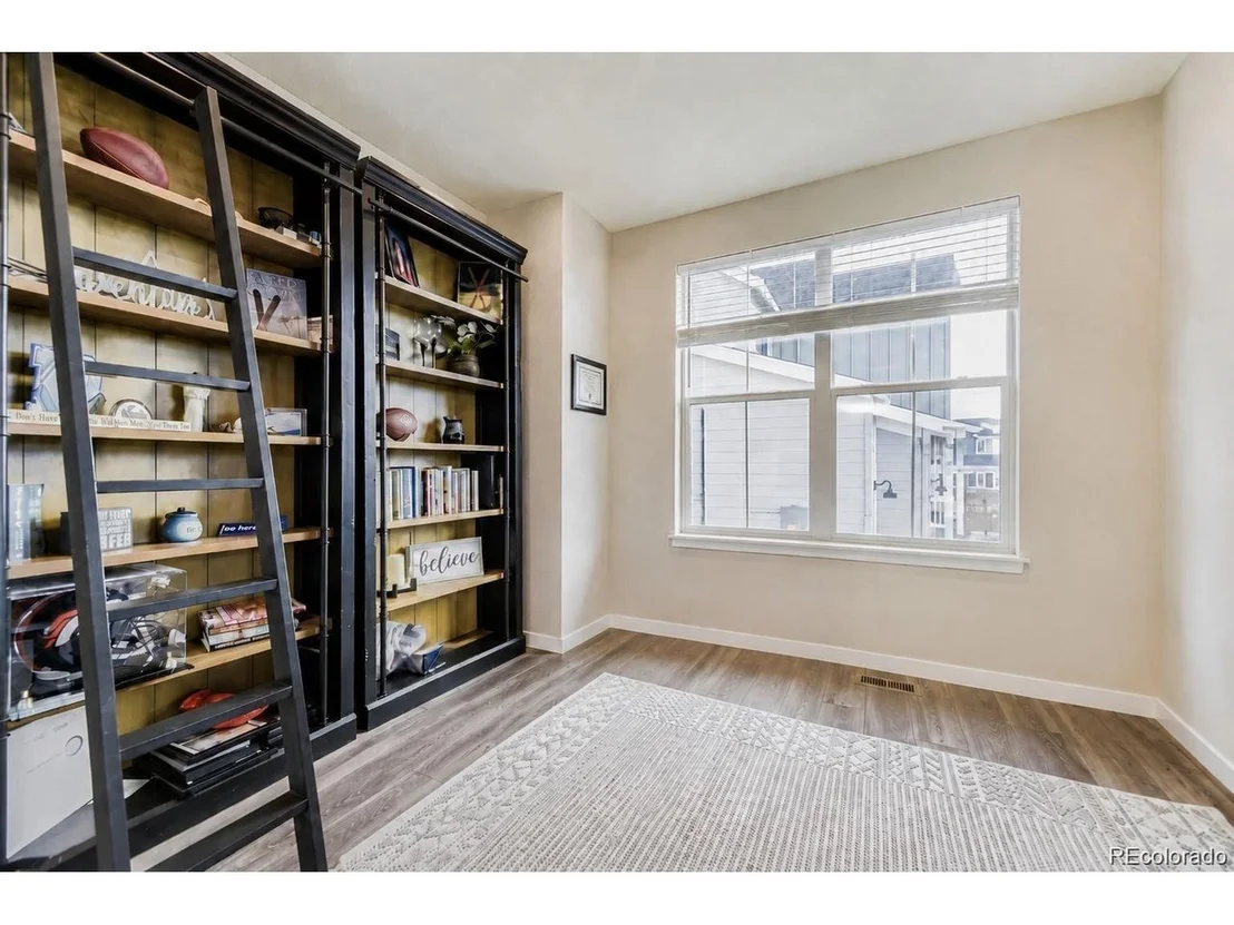 Photo of 1173 Williams Loop