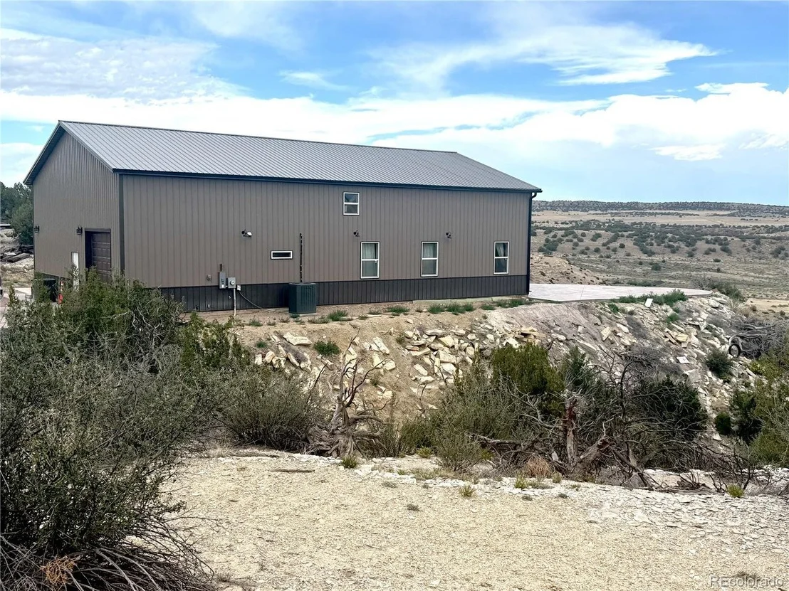 Photo of 470 Bowie Rd