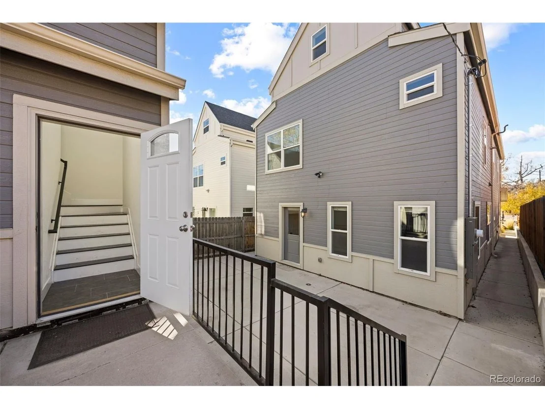 Photo of 3054 N Speer Blvd