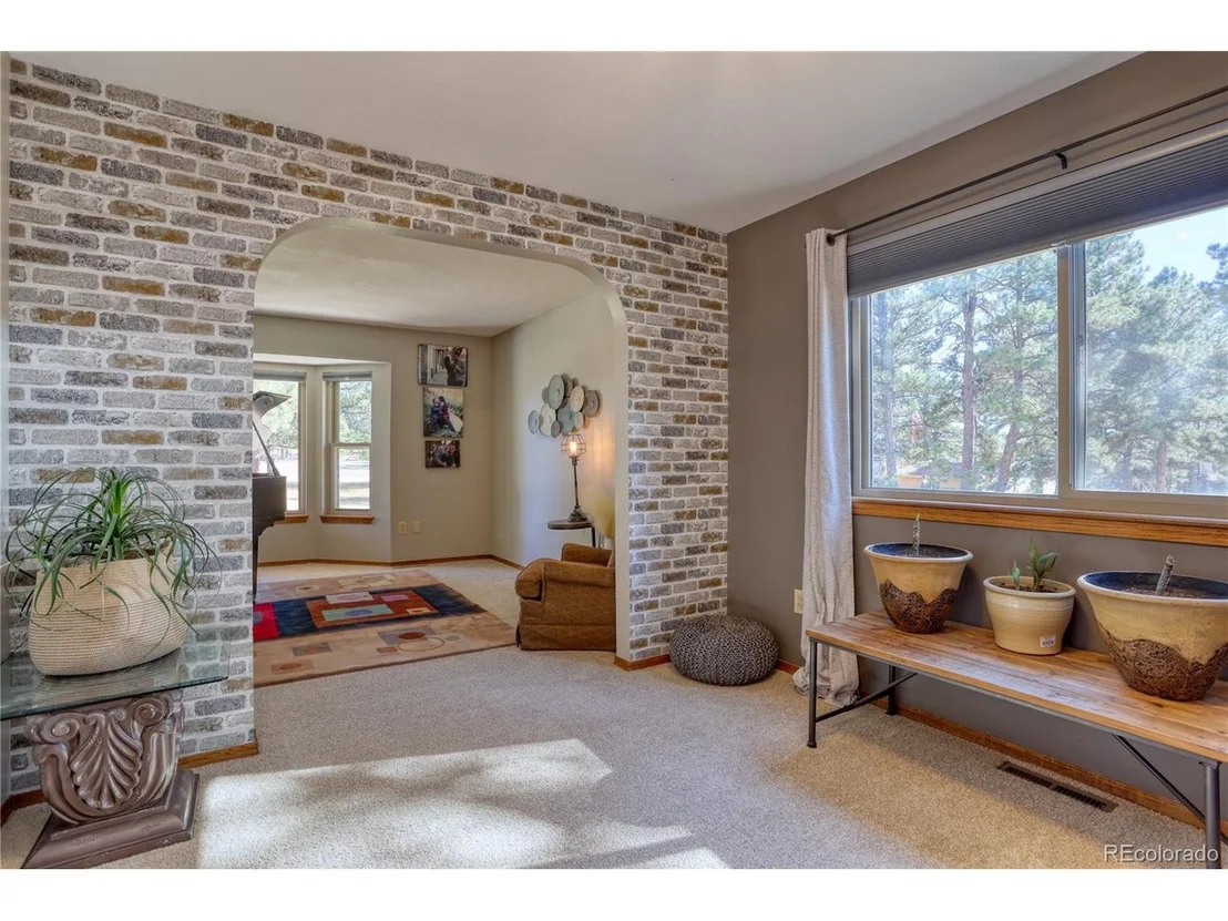 Photo of 37700 Sable Ridge Rd