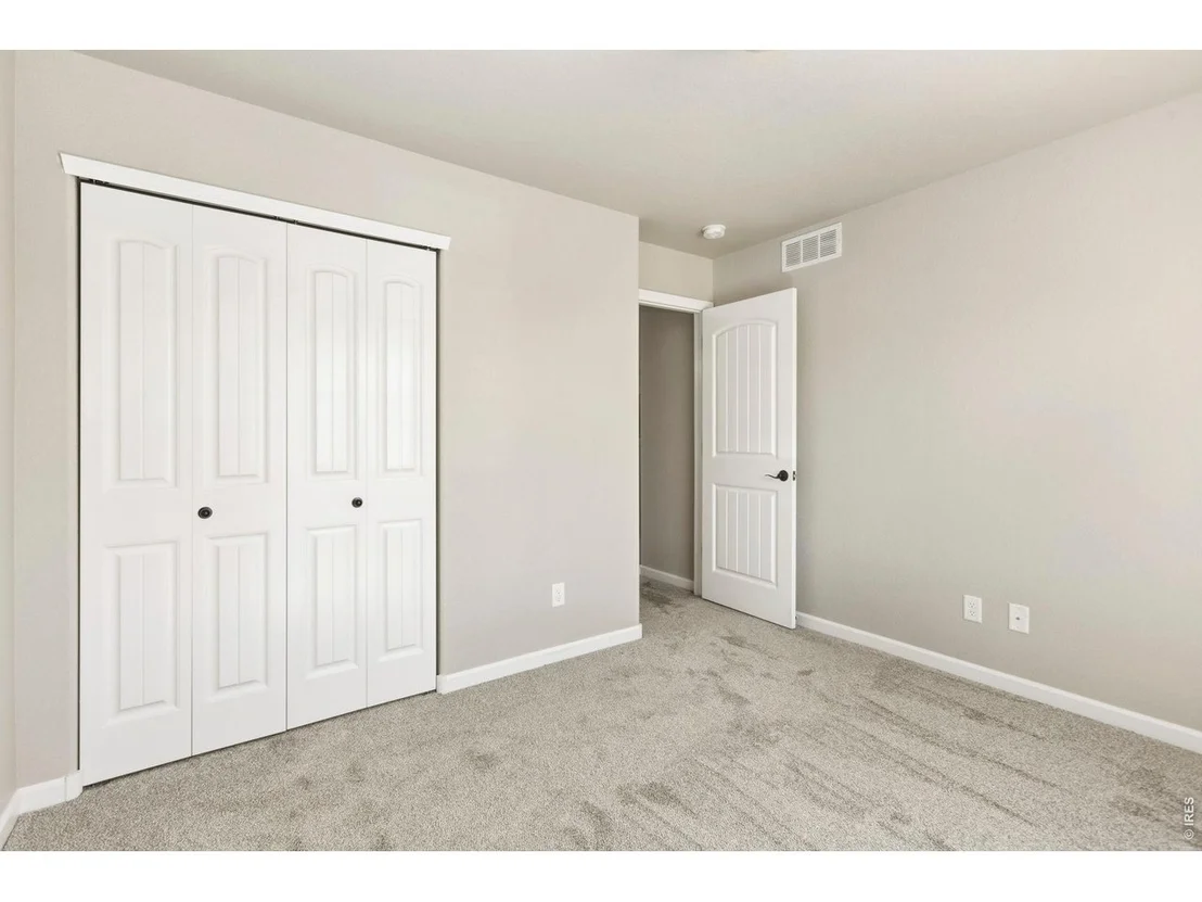 Photo of 2441 Shooting Star Way