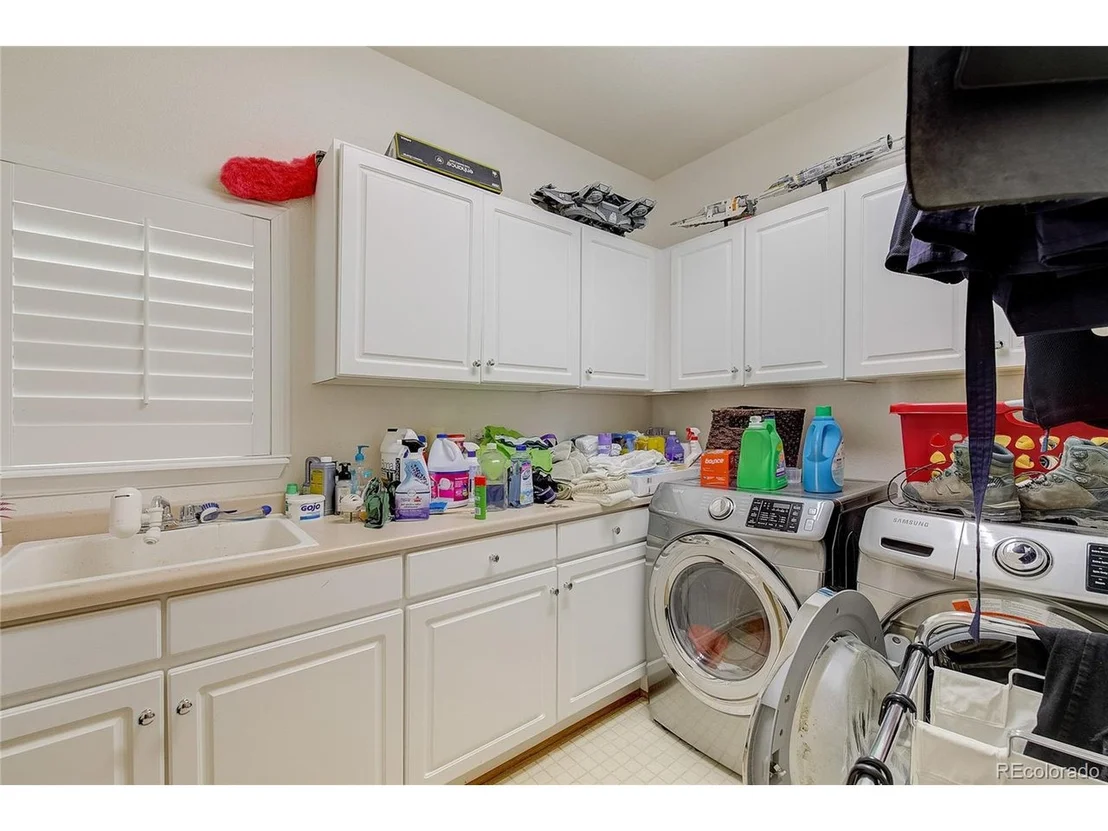 Photo of 10085 Glenstone Cir