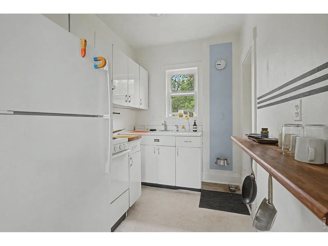 Photo of 1044 Maxwell Ave