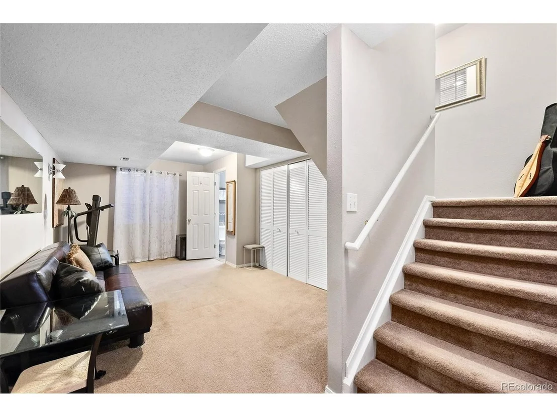 Photo of 469 Briggs Pl