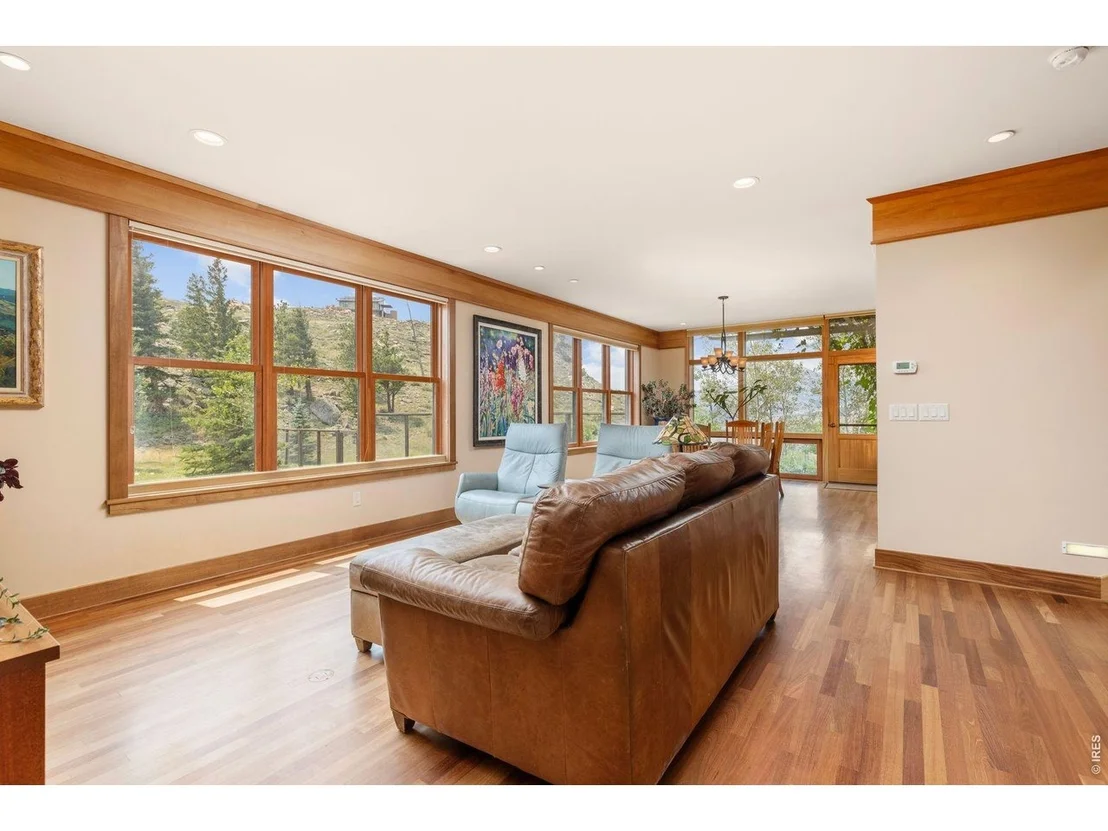 Photo of 5695 Sunshine Canyon Dr
