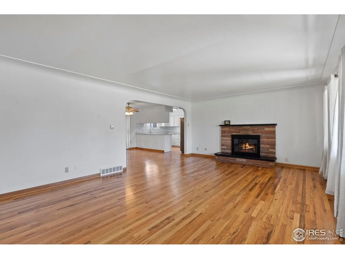 Photo of 2632 Sunset Ln