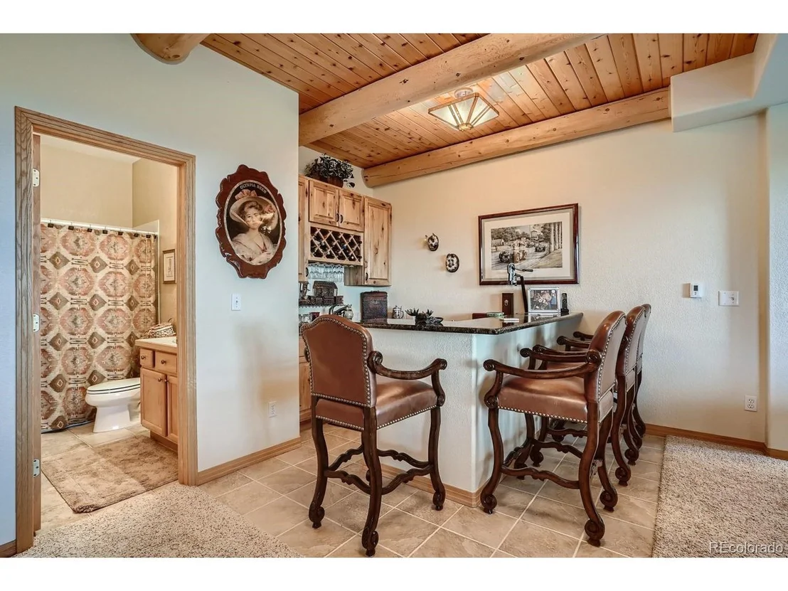 Photo of 1302 Royal Ridge Dr